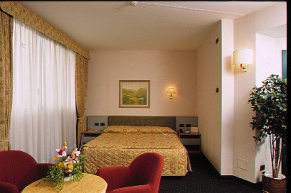 Rege Hotel San Donato Milanese Eksteriør bilde